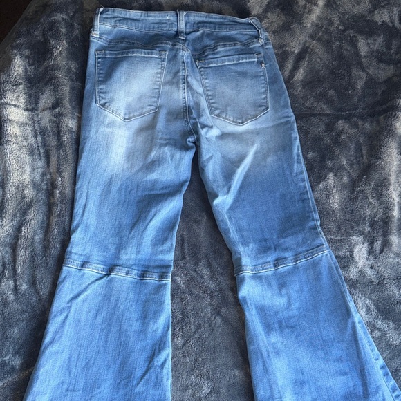 Distressed Flare Blue Jeans - Picture 9 of 10